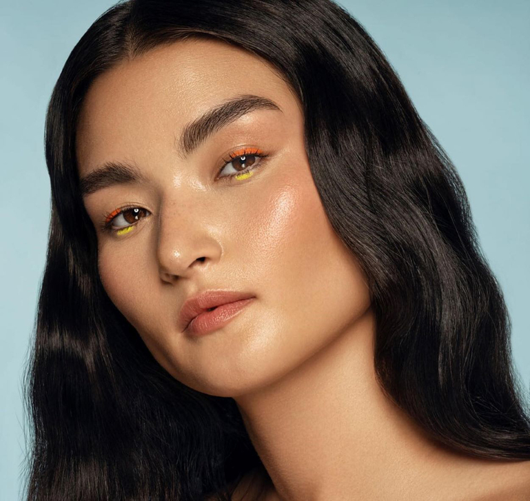 How to Make Hair Shiny and Smooth